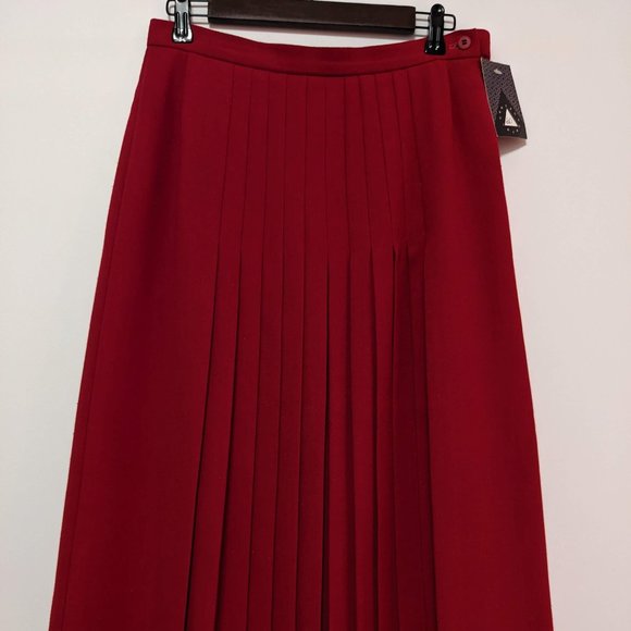 Jaeger Dresses & Skirts - Vintage Jaeger Pleated Ruby Red/Pink Skirt